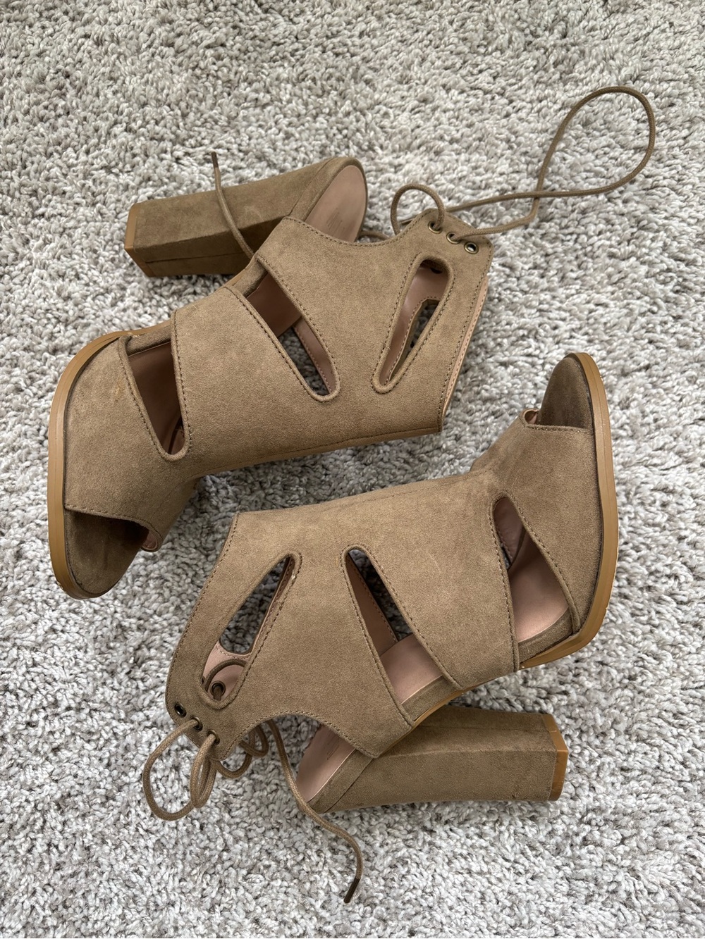 Mix No. 6 Taupe Suede Block Heel Lace-Up Cutout Sandals Size 7